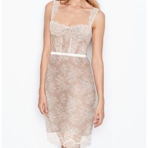 XL WICKED BALCONETTE SLIP DRESS LINGERIE CHANTILLY LACE